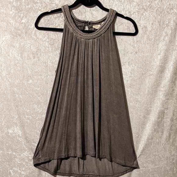 Lucy & Laurel Long Distressed Grey Tank with a Braided Neckline EUC - Picture 3 of 9